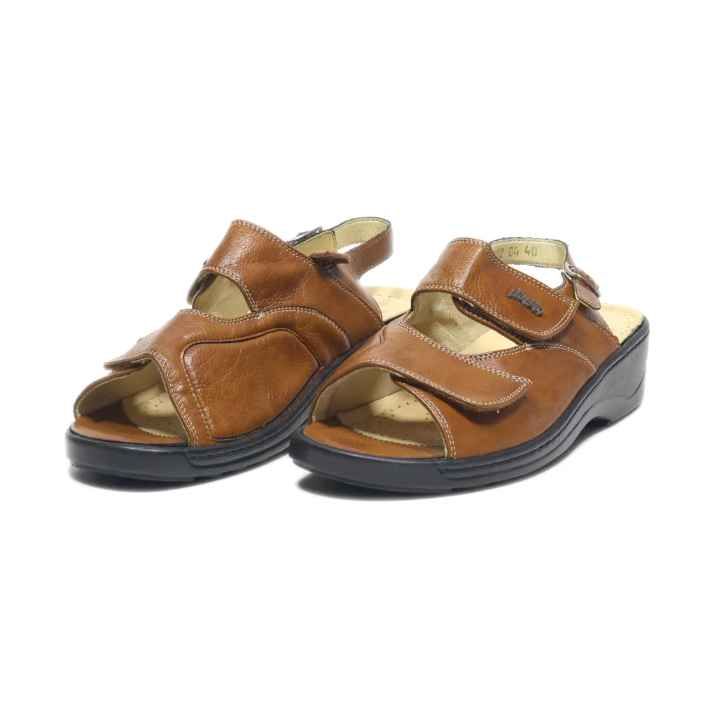 Hallux Flat Sandals Leather Brown Colour For Women