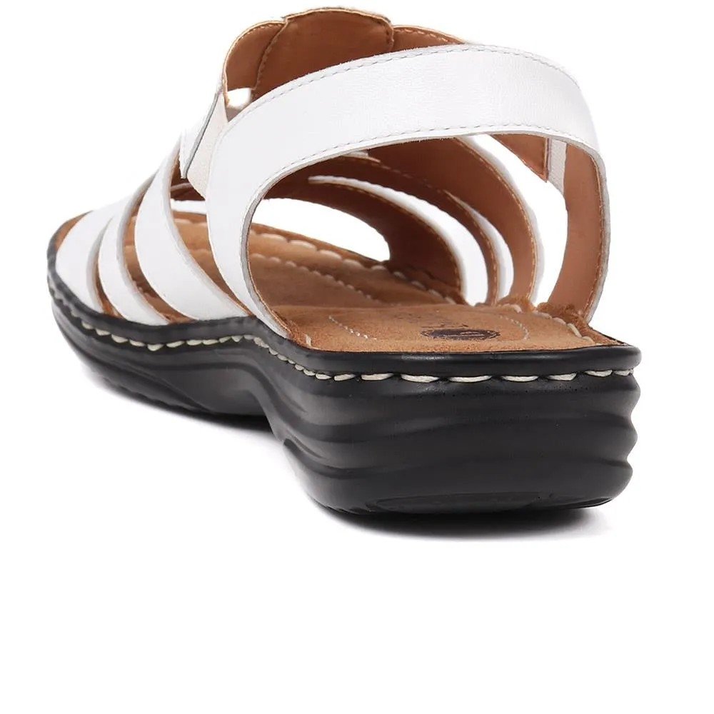 Slip-On Sandals  - KF39011 / 325 453